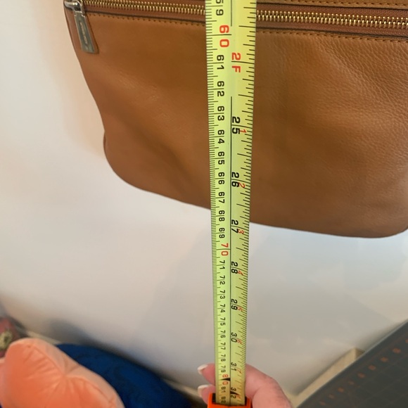 Michael Kors Crossbody - Picture 5 of 5